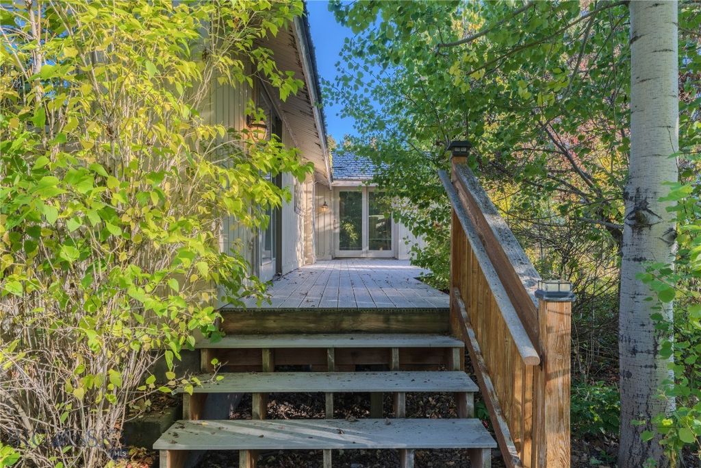 170 Loop Lane, West Yellowstone, MT 59758 photo 22