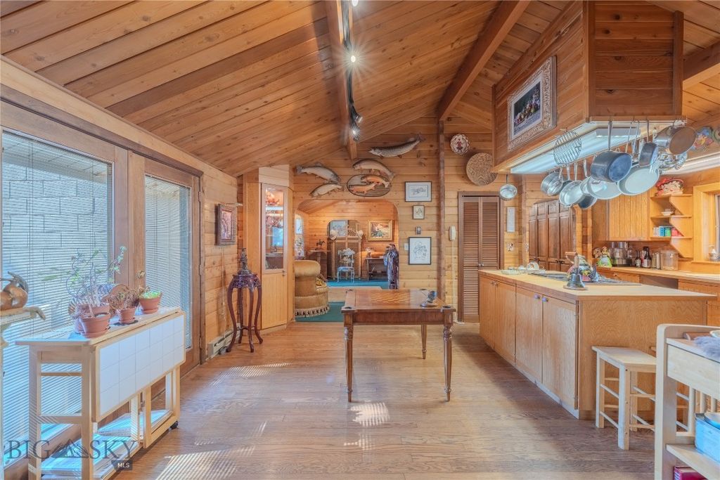 170 Loop Lane, West Yellowstone, MT 59758 photo 31