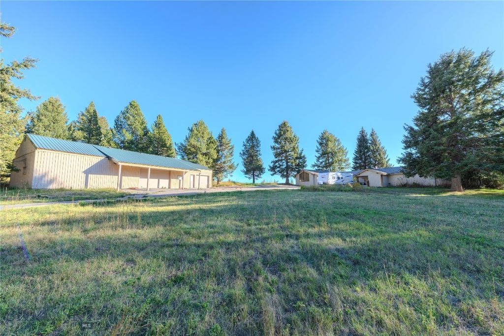 170 Loop Lane, West Yellowstone, MT 59758 photo 41
