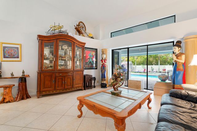 13362 La Mirada Circle, Wellington, FL 33414