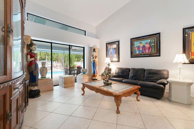 13362 La Mirada Circle, Wellington, FL 33414