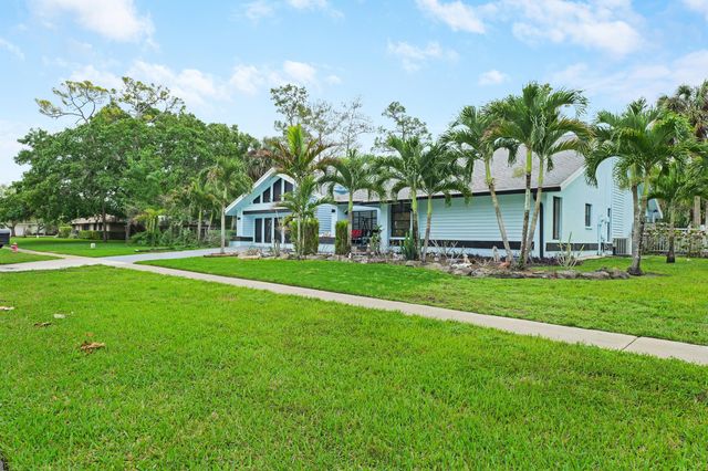 13362 La Mirada Circle, Wellington, FL 33414