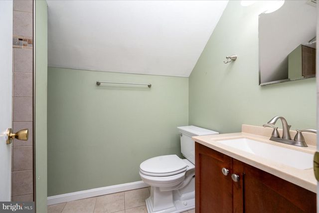 2033 SHORE DR, Edgewater, MD 21037