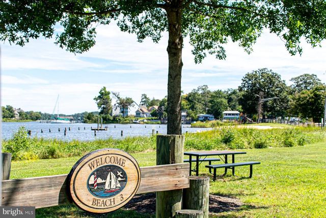 2033 SHORE DR, Edgewater, MD 21037