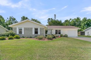 1009 Mountain Pine Road, Moncks Corner, SC 29461