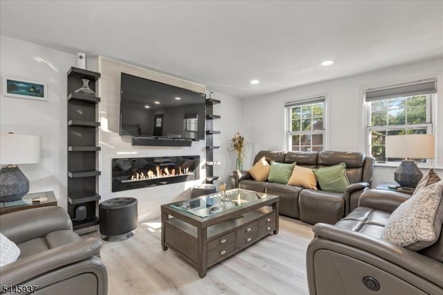 603 Lincoln Park, Cranford Twp., NJ 07016