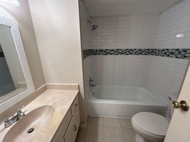 14911 Wunderlich Drive 412, Houston, TX 77069