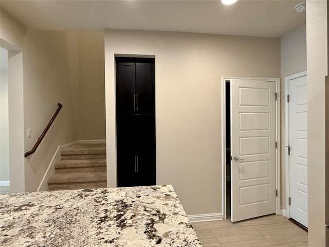 6814 E Riverside DR 73, Austin, TX 78741