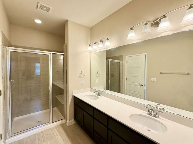 6814 E Riverside DR 73, Austin, TX 78741