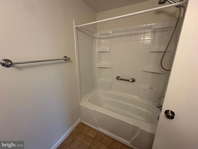 19442 SANDY LAKE DR, Gaithersburg, MD 20879