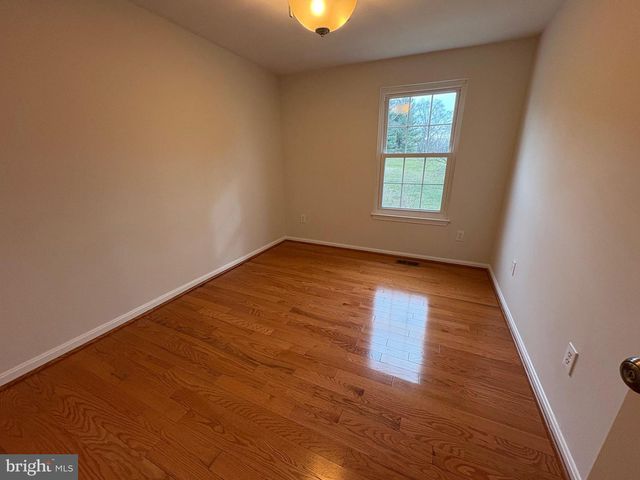 19442 SANDY LAKE DR, Gaithersburg, MD 20879