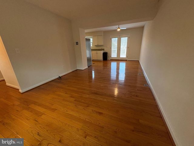 19442 SANDY LAKE DR, Gaithersburg, MD 20879