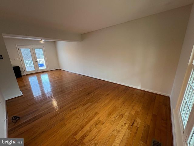 19442 SANDY LAKE DR, Gaithersburg, MD 20879