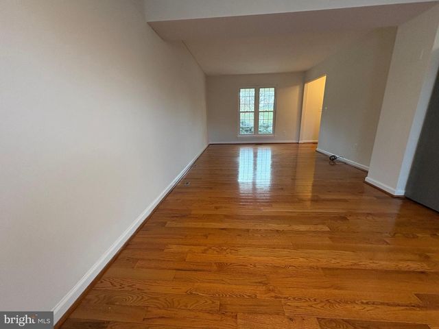 19442 SANDY LAKE DR, Gaithersburg, MD 20879