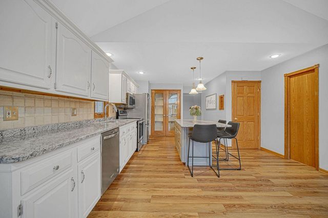 8017 Madison Avenue, Munster, IN 46321