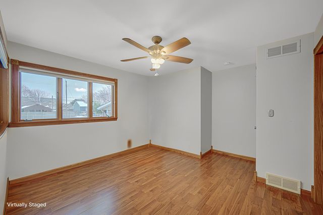 8017 Madison Avenue, Munster, IN 46321