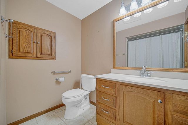 8017 Madison Avenue, Munster, IN 46321