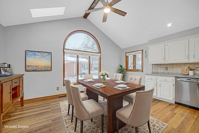 8017 Madison Avenue, Munster, IN 46321