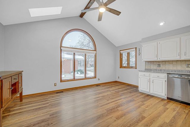 8017 Madison Avenue, Munster, IN 46321