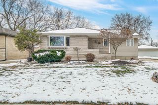 8017 Madison Avenue, Munster, IN 46321