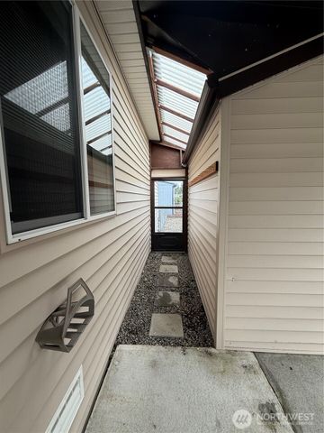 1111 Archwood Drive SW #255, Olympia, WA 98502