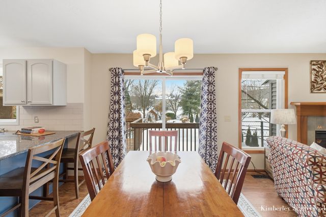 2179 Drew Drive NE, Belmont, MI 49306