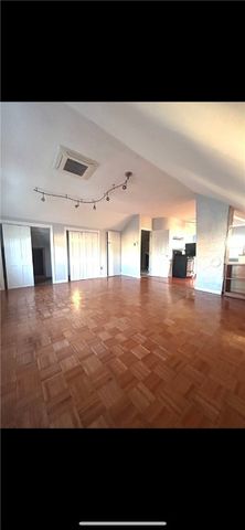 72 Courtland Street, Providence, RI 02909