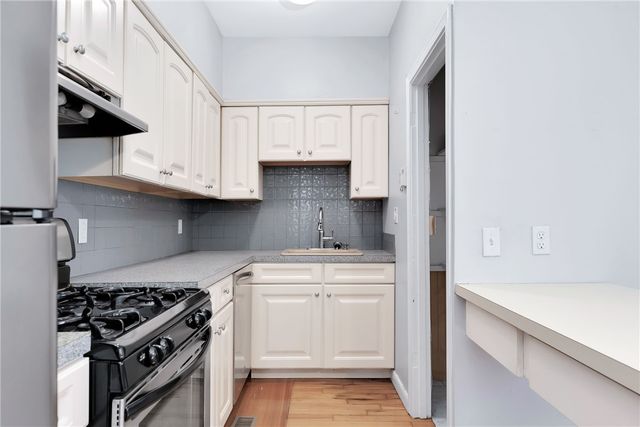 72 Courtland Street, Providence, RI 02909