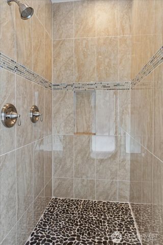 17134 Talbot Road, Edmonds, WA 98026