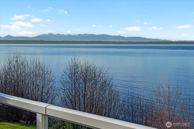 17134 Talbot Road, Edmonds, WA 98026