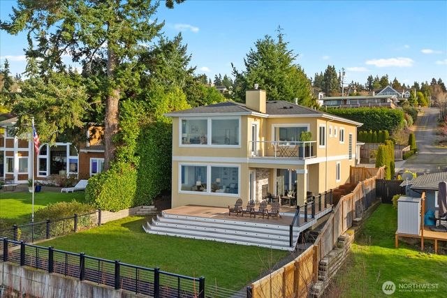 17134 Talbot Road, Edmonds, WA 98026
