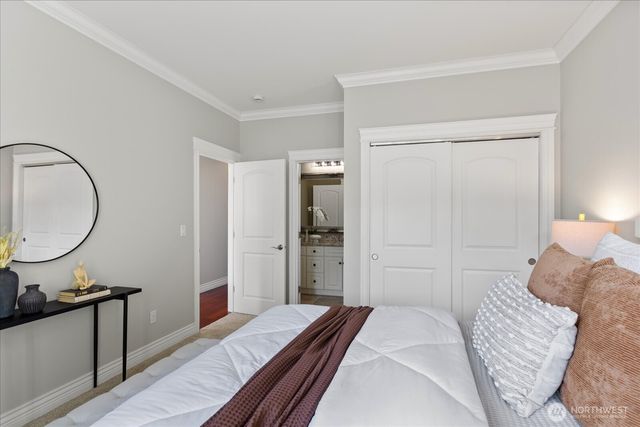 17134 Talbot Road, Edmonds, WA 98026