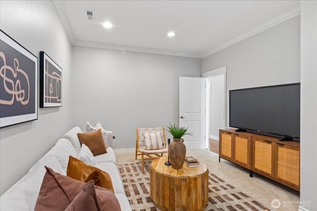 17134 Talbot Road, Edmonds, WA 98026