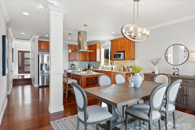 17134 Talbot Road, Edmonds, WA 98026