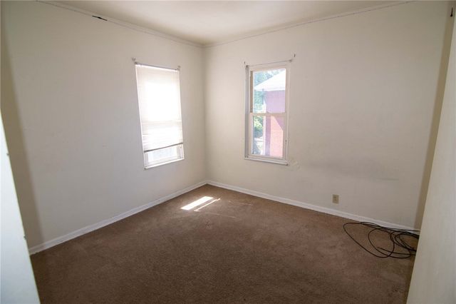 238 Fleet St, Braddock, PA 15104