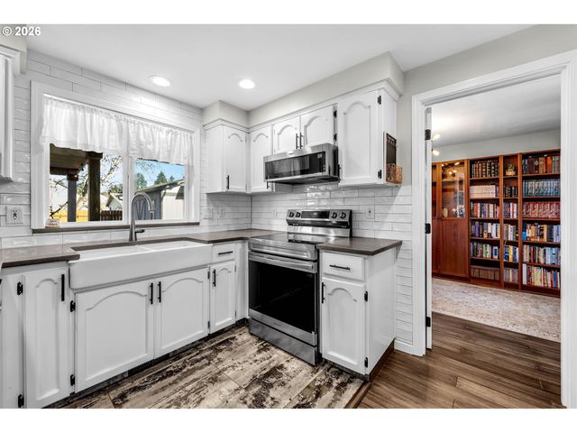 11800 Ne 29TH St, Vancouver, WA 98682