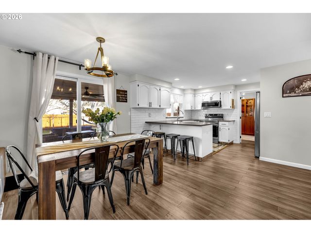 11800 Ne 29TH St, Vancouver, WA 98682