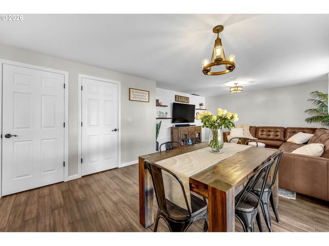 11800 Ne 29TH St, Vancouver, WA 98682