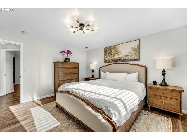 11800 Ne 29TH St, Vancouver, WA 98682