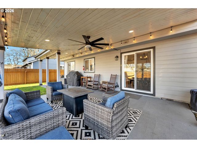 11800 Ne 29TH St, Vancouver, WA 98682