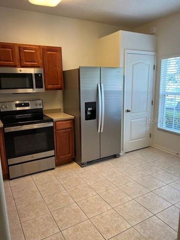 1140 HILLHURST DRIVE, Wesley Chapel, FL 33543