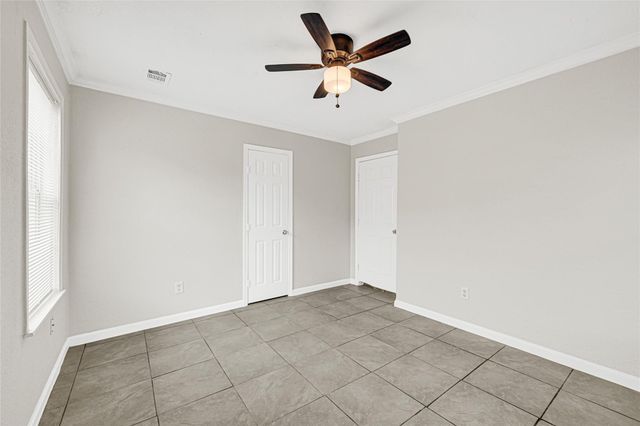 2207 Raymond Street, Pasadena, TX 77506