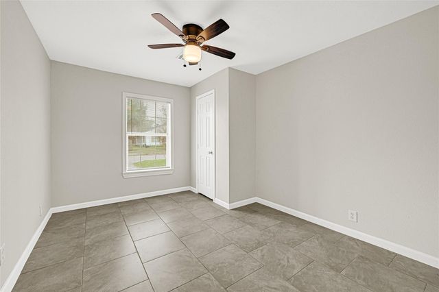 2207 Raymond Street, Pasadena, TX 77506