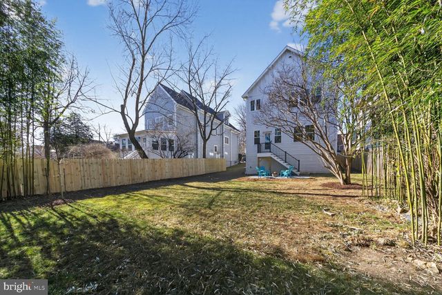 423 N CLEVELAND ST, Arlington, VA 22201