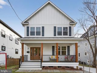 423 N CLEVELAND ST, Arlington, VA 22201
