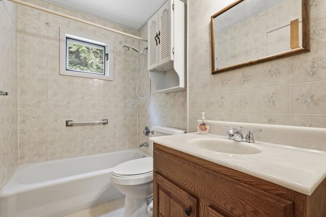 2 Douglas, Lowell, MA 01852