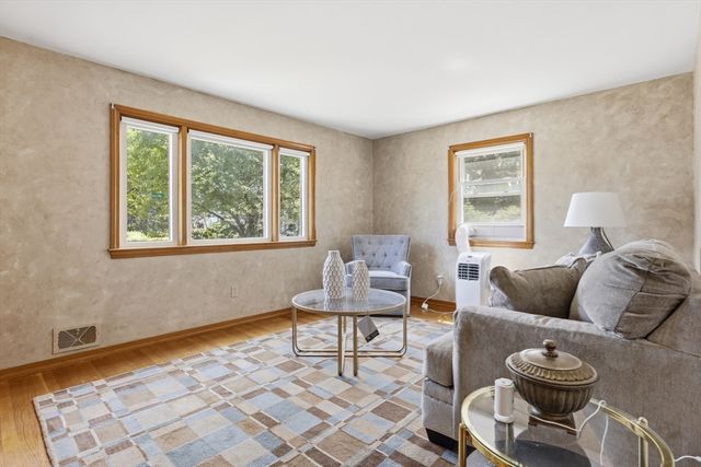 2 Douglas, Lowell, MA 01852