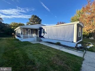 17236 PINE WATER DR, Lewes, DE 19958