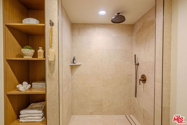 8787 Shoreham Drive 508, West Hollywood, CA 90069