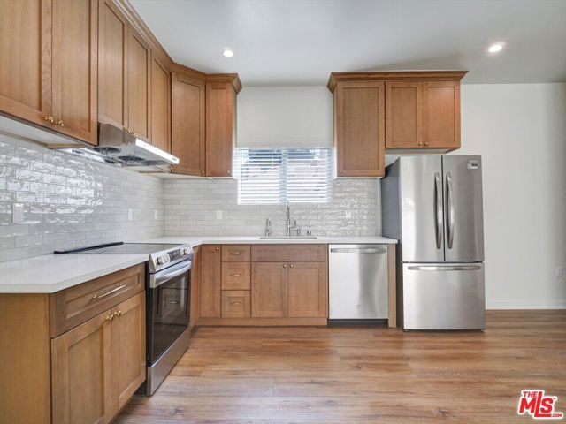 1924 Granville, Los Angeles, CA 90025